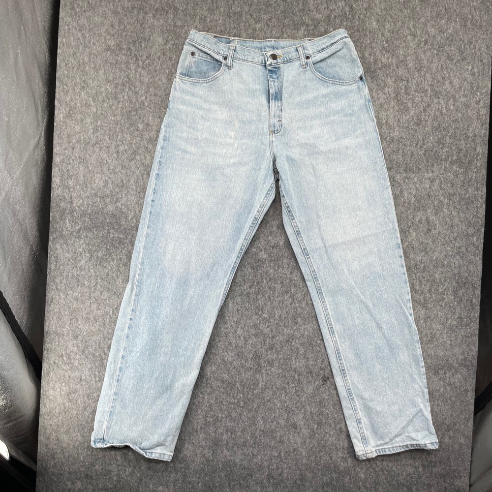 Wrangler Premium Quality Jeans 36x32 Light Wash Straight Leg Blue Denim